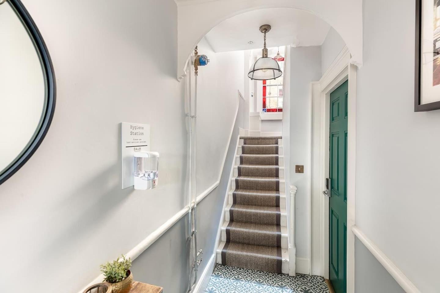 Floor At 13 Rivers Street Bath